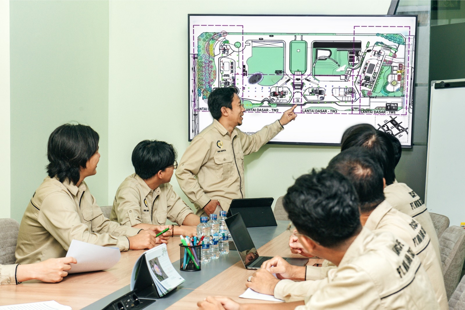 Wiralandsketsa - Perencanaan & Review 